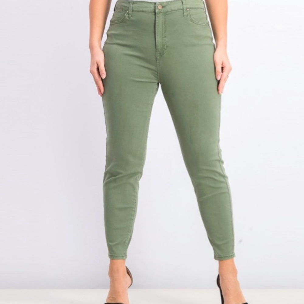 Celebrity pink High rise ankle skinny jeans- army green